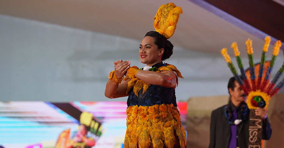 Miss Heilala Tau'olunga five best dancers Matangi Tonga